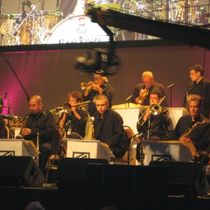 Buddy Rich Memorial Concert and Live DVD.  Featuring: Neil Peart, Chad Smith, Tommy Igoe, John Blackwell, Terry Bozzio with Efrain Toro, Nick Rich, Peter Erskine, Will Lee, and Jeff Berlin. 